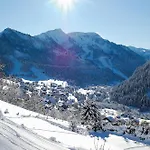 L'oustalet Châtel